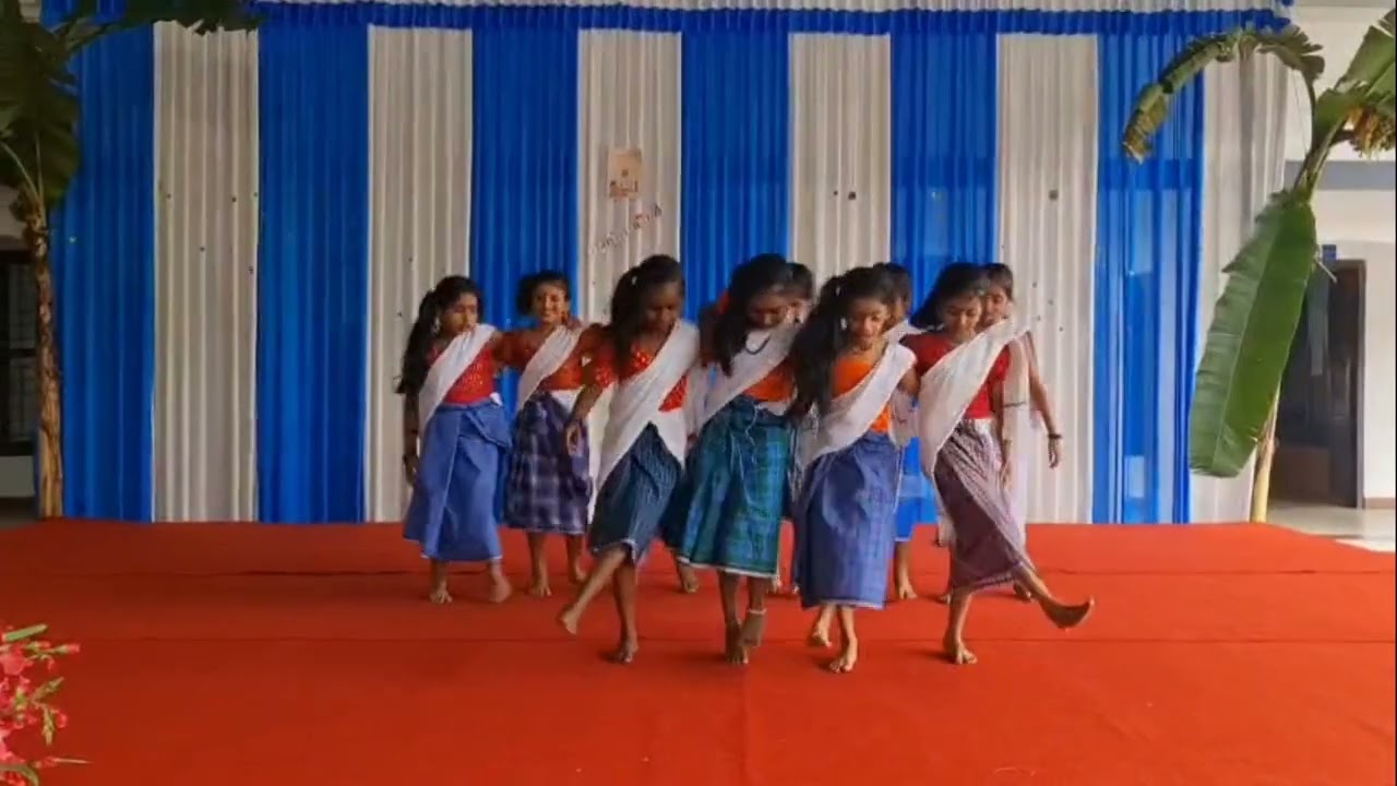 Grade IV girls - Onam Celebration 
