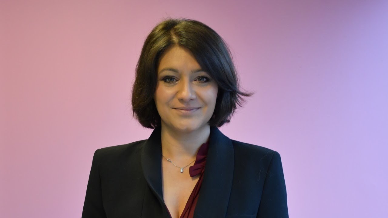 Caroline Paris : 