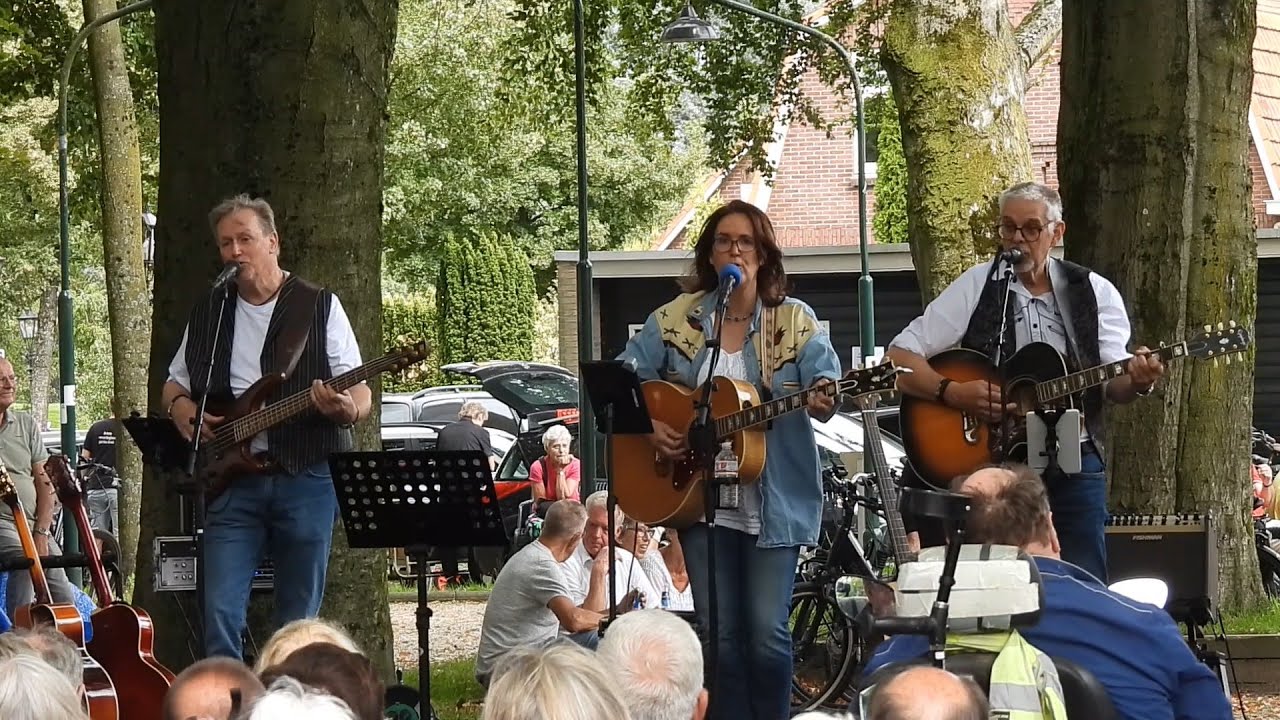 Zomerconcert Sandra Vanreys efkes anders 13 08 2023