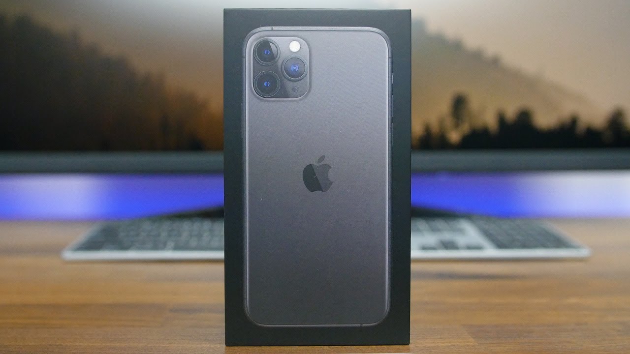Apple iPhone 11 Pro Unboxing and First Look