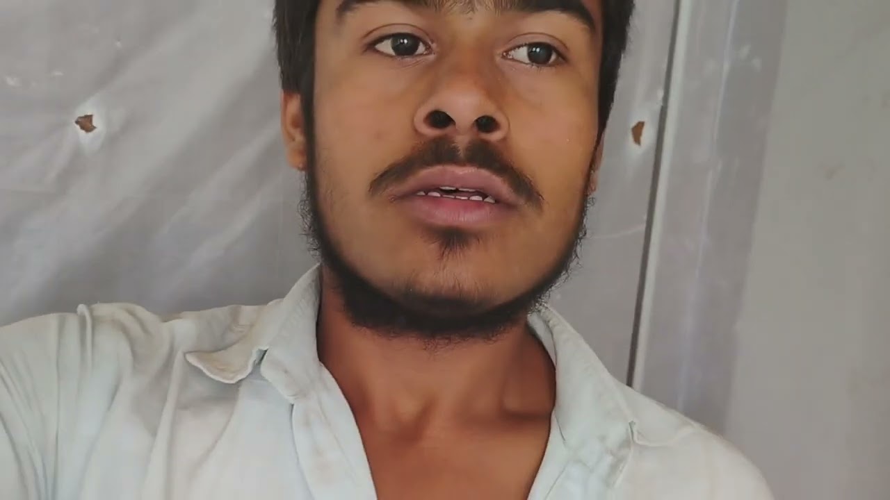 Aaj video me may aapko pyaj khane wala hun aap video ke madhyam se dekh sakte hain kafi maja aaega