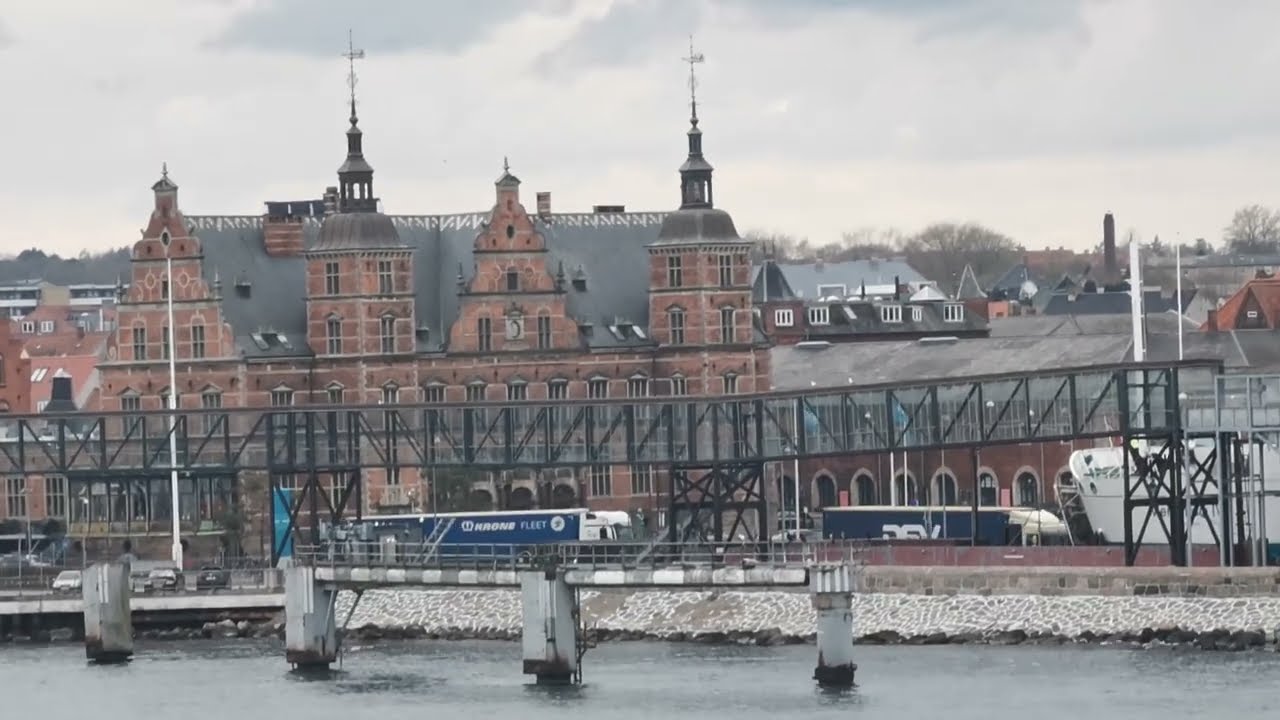 arrival Helsing&oslash;r The &Oslash;resund Line - Elsinore - Denmark - maj 23