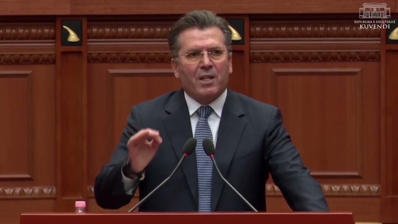 Top Channel/ Mediu n&euml; seance plenare: Diplomacia e vendit drejtohet nga politika