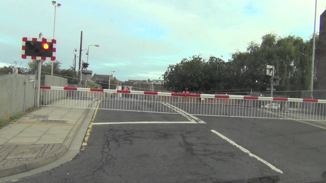 Grimsby Town East Level Crossing
