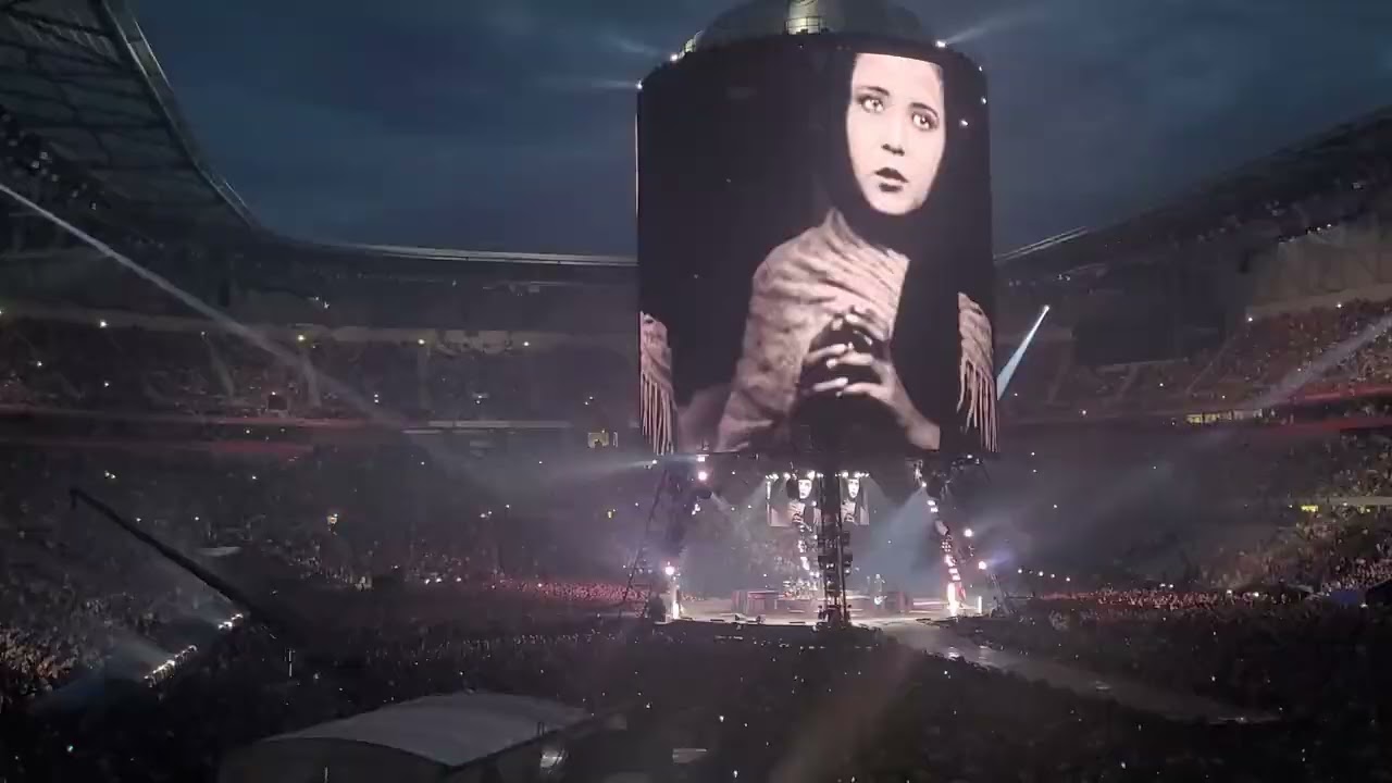 Indochine - Little Dolls - Central Tour - Groupama Stadium (Lyon)