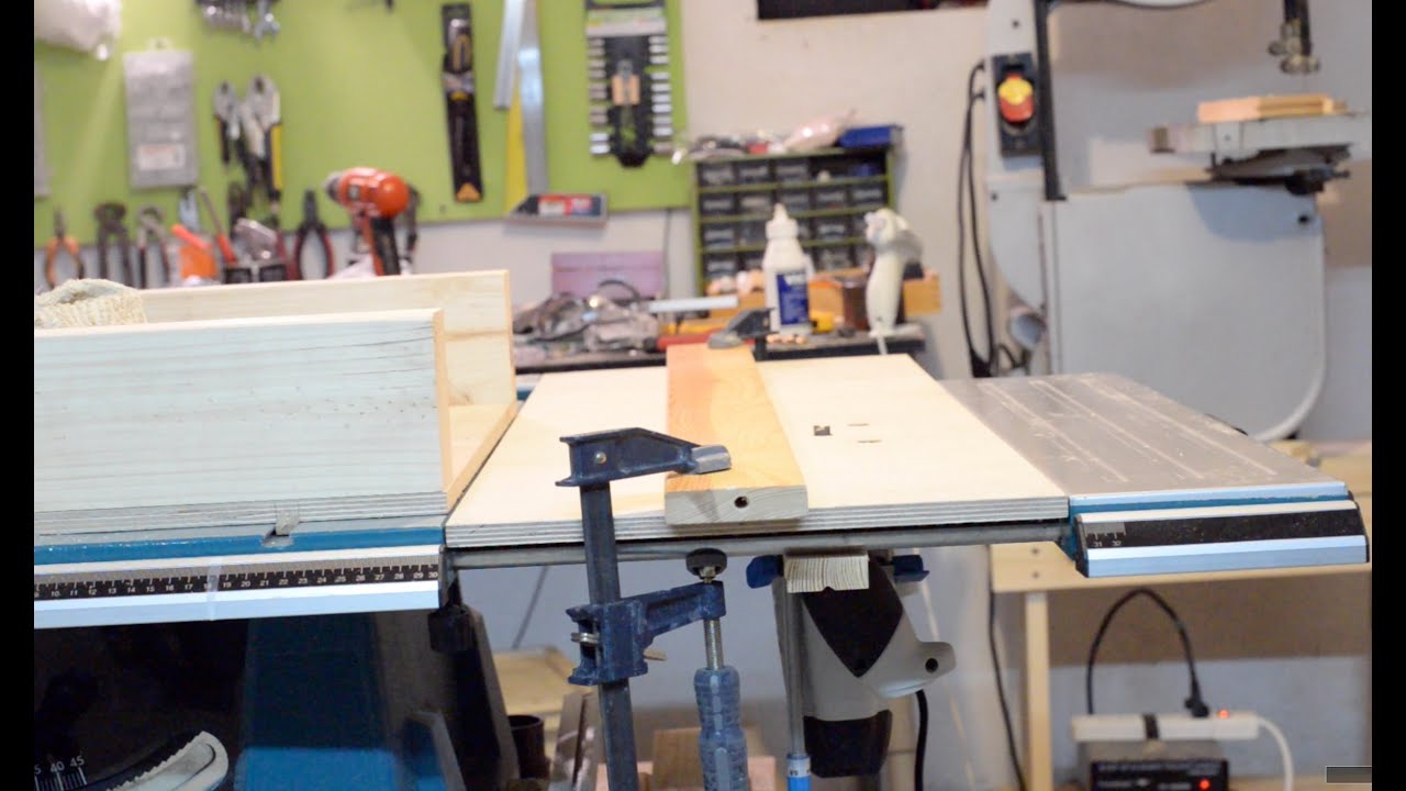 Improving Makita table saw -  extension table/router table