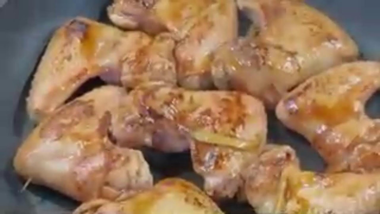 CHICKEN WINGS