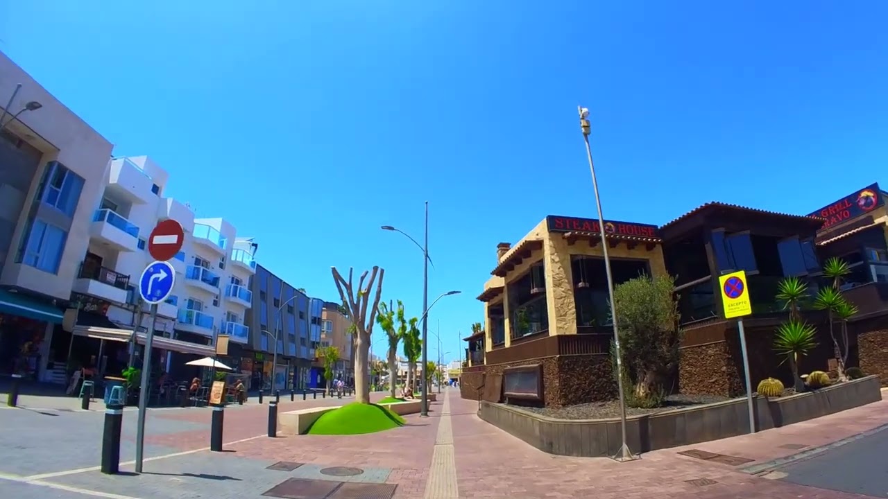 Fuerteventura Corralejo Strip Walk - June 2022