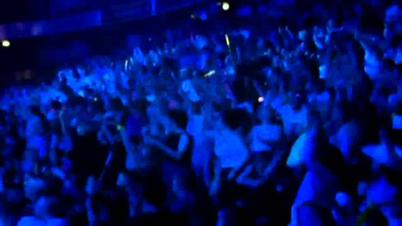 S Club 7 - Reach (Live Carnival Tour)