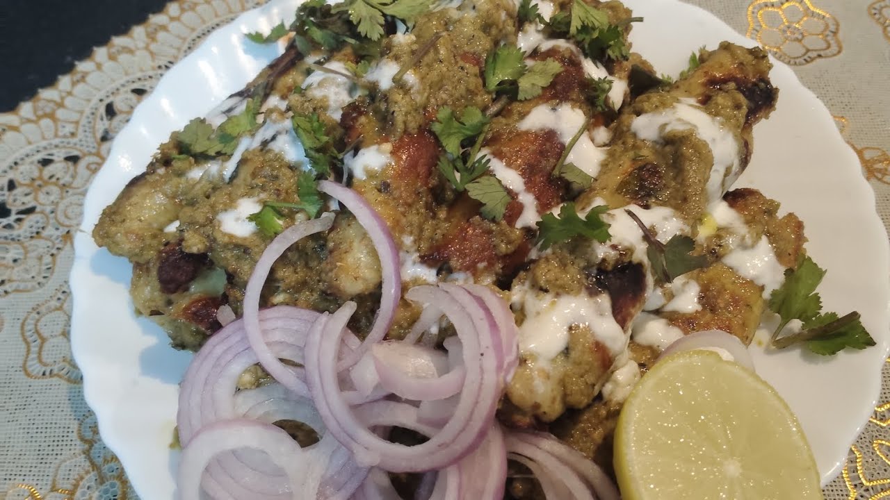 Restaurant style chicken seek kebab with gravy|Ghar par banaye restaurant 🍴style seek kebabs😋