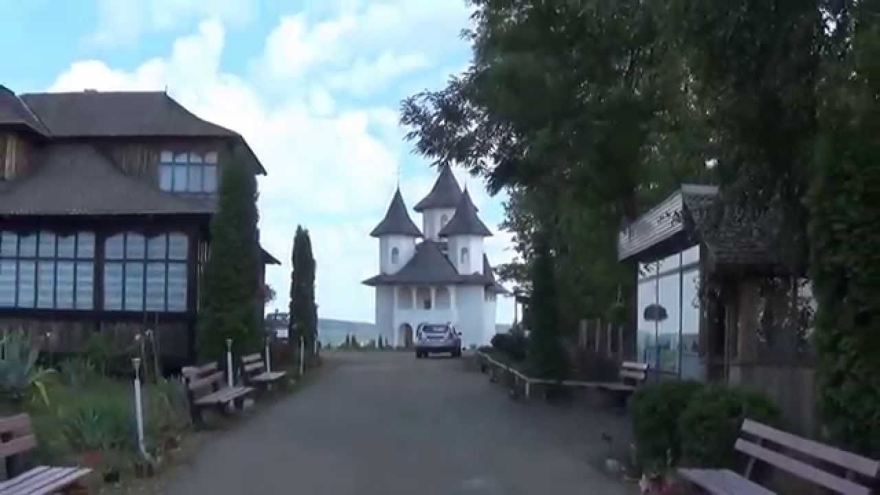 Movila lui Burcel si Mănăstirea Sfinții Împărați Constantin și Elena