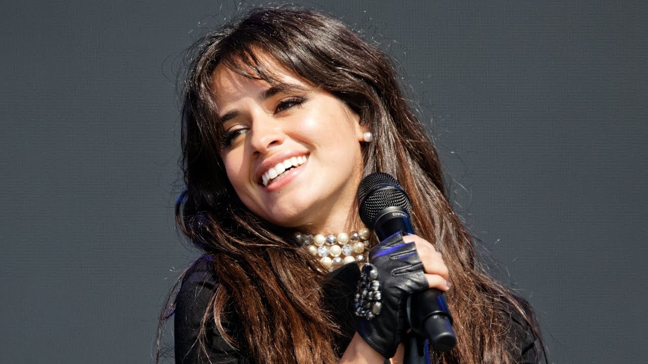 Camila Cabello | Speaking French
