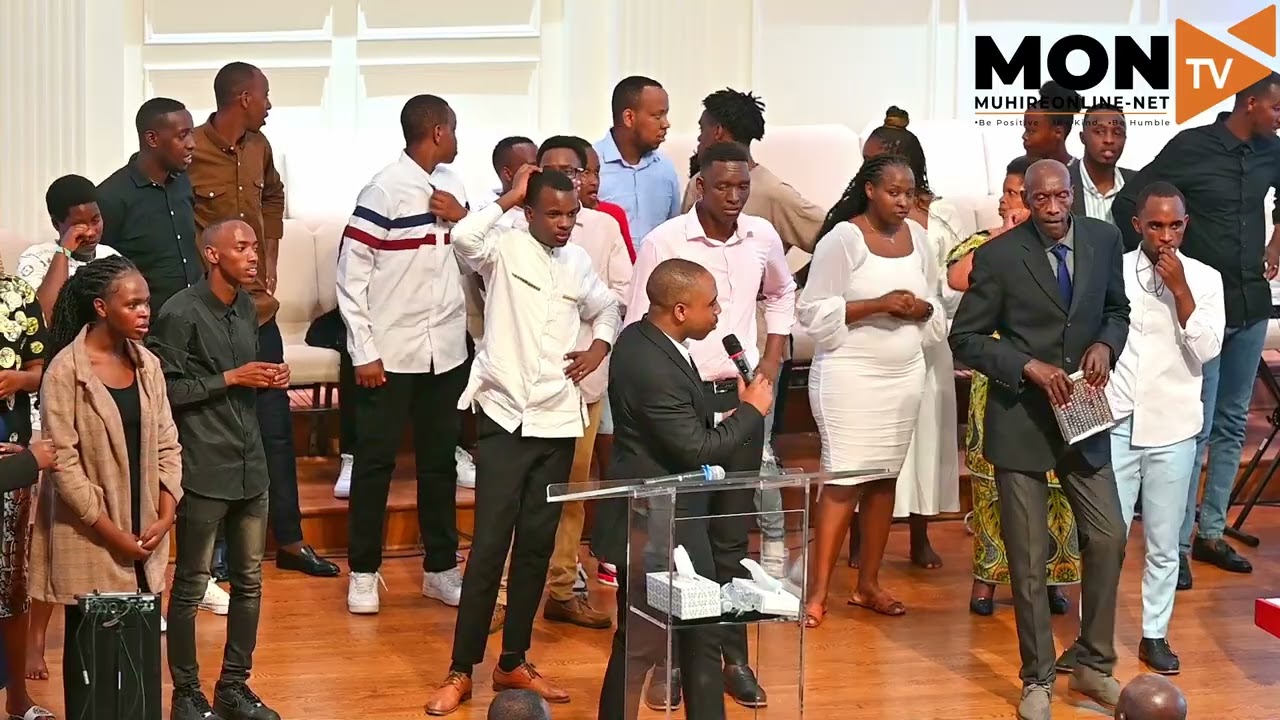 KADOGO YATARAMIYE MURI LEXINGTON,MU GISIRIMBA N'UMUKUNGA UDASANZWE,BENSHI BANEJEJWE N'IJWI RYE