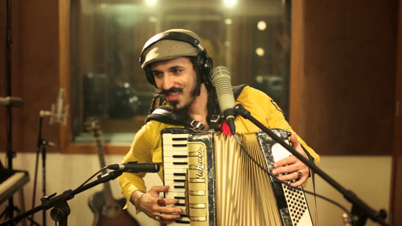 SIMJA DUJOV / Ojo Urbano Sessions