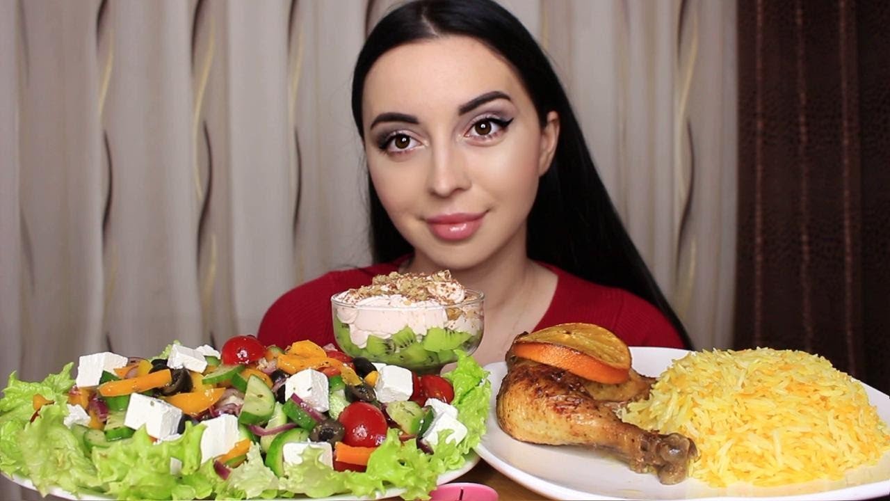 ПРАЗДНУЕМ ПОБЕДУ / ВКУСНЫЙ MUKBANG Ayka Emilly