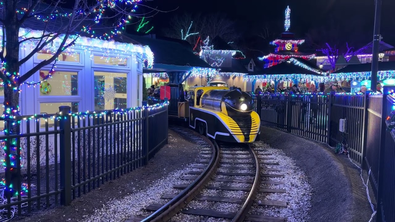 Kennywood Park Holiday Lights 2025