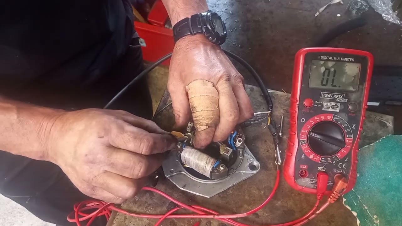 Dirty Points. No spark from Honda CG125 Brazil 2 coil stator. Simple fix.