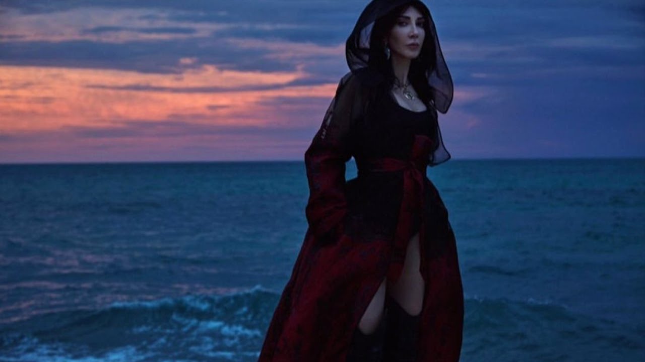 Hande Yener - İyi Günler