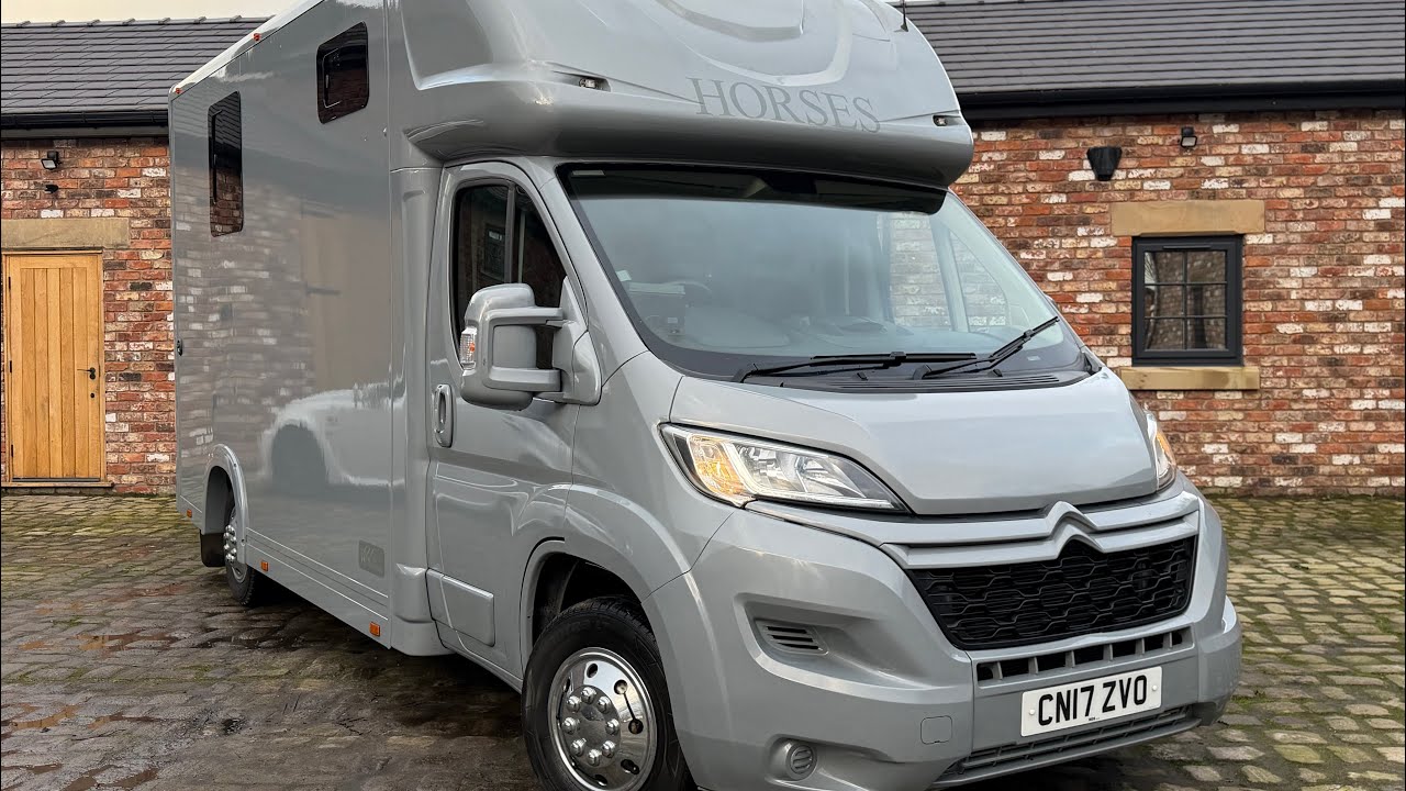 2017 Citroen Relay Topline 3.5T Horse Box Nardo Grey For Sale at Ron Hodgson Specialist Cars