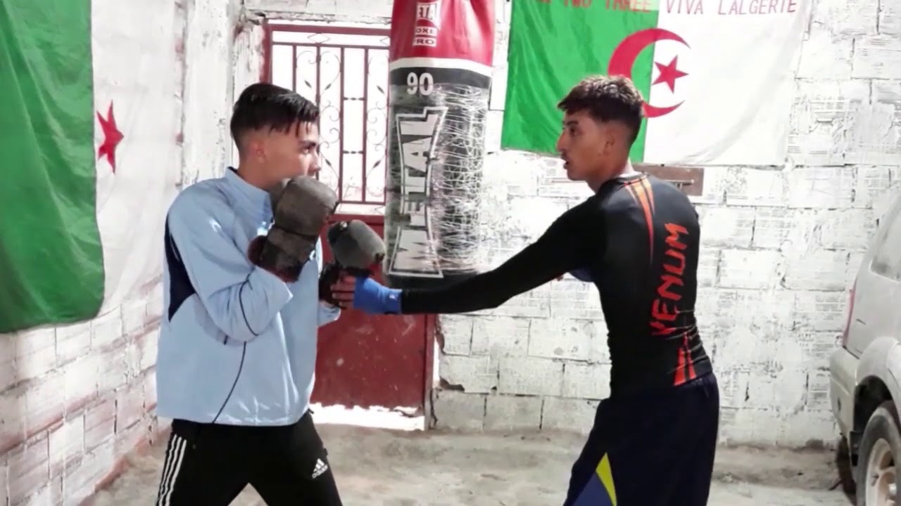 التمرين على كيس الملاكمة  مع بطل الجزائر في رياضة الملاكمة 🥊🥇( الجزء الثاني )Taki speed