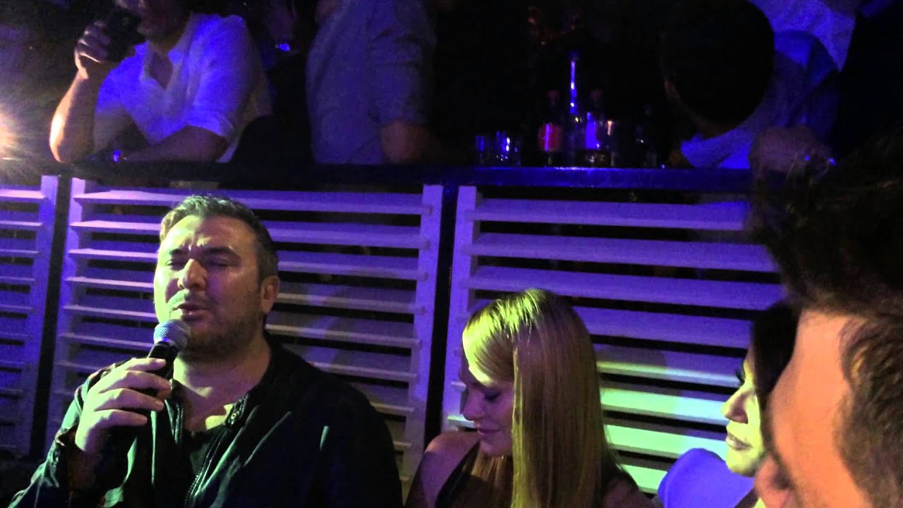 Ο Παντελής Παντελιδης συναντα τον Αντώνη Ρέμο στο Fantasia