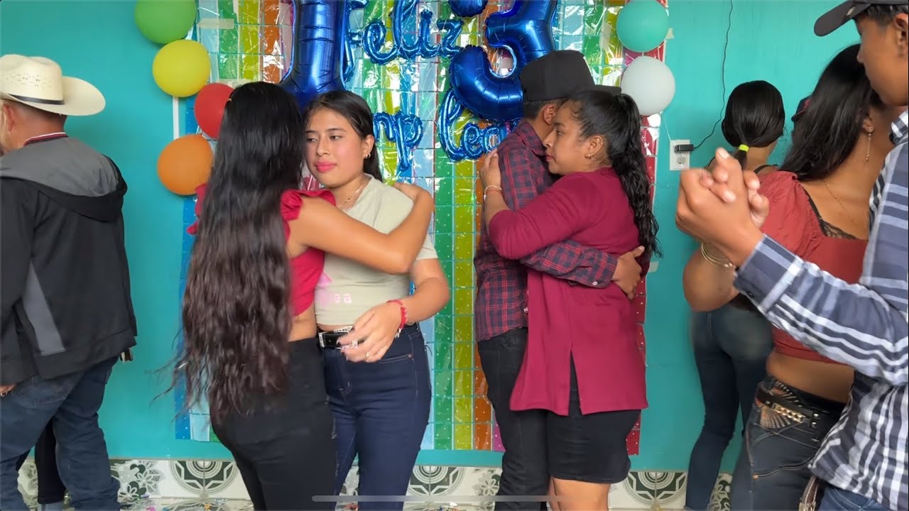 🛑Mira estas muchachas como bailan no hay muchacho que les de la talla mejor bailan entré ellas