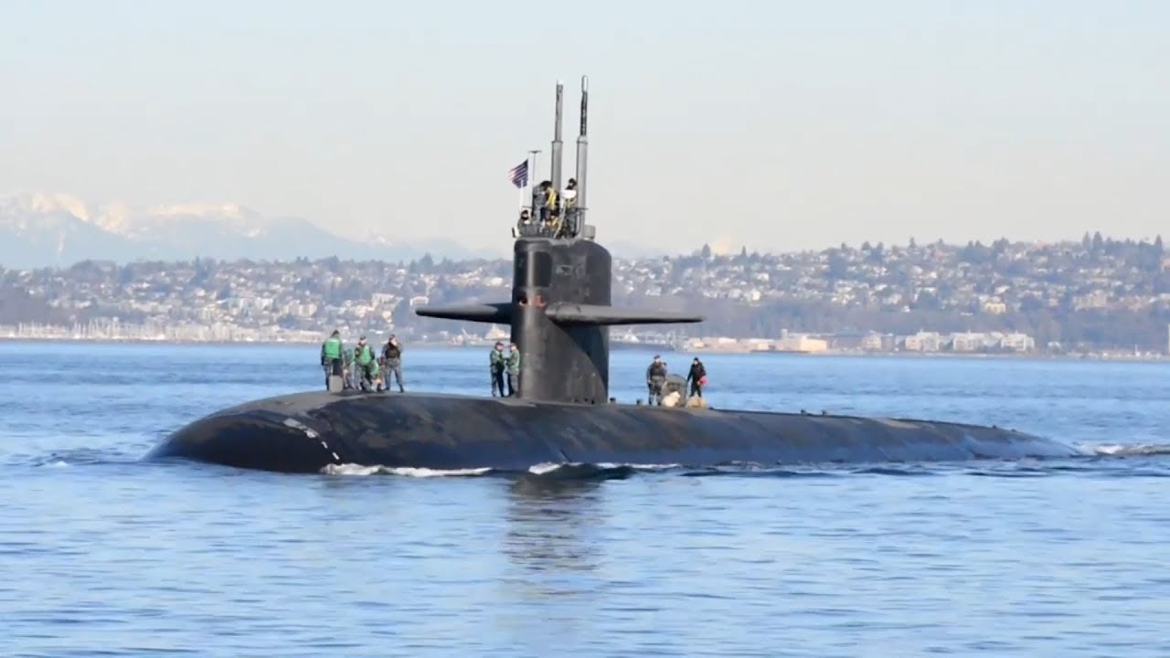 Can the U.S. industrial base support rapid construction of lots of submarines?