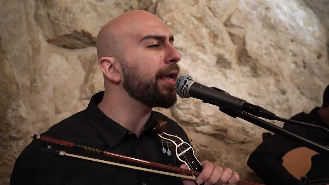 Σπιθάκης Γιάννης Ε.  - Σ' ειδα να κλαις Live Video