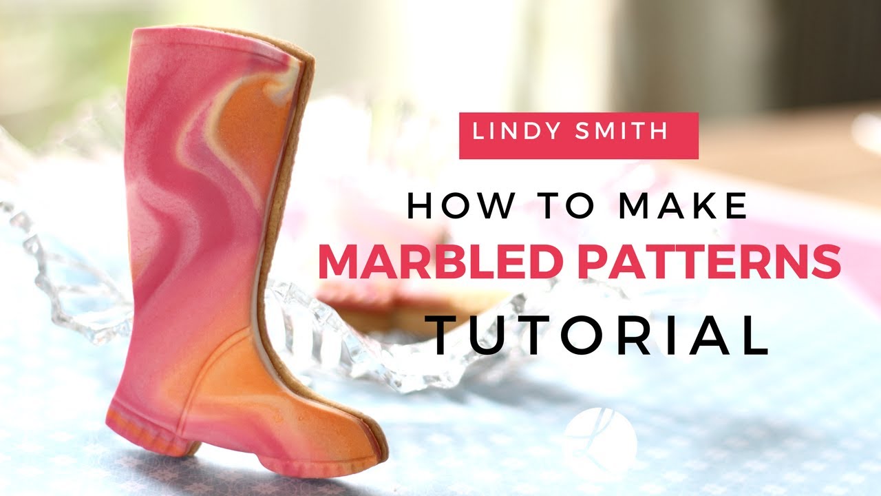 How to make marbled patterns in your sugarpaste