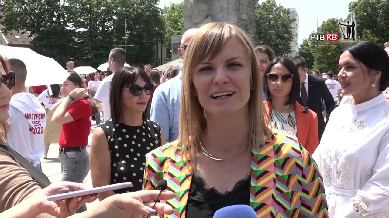 Prilog RTVKV Ponovo maturski ples na gradskom trgu