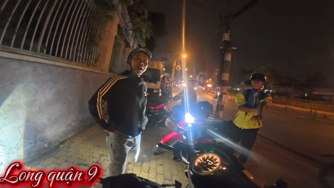 Video thứ 1.674 em nào nhà cũng xa xe hơi thấy thương quá ❤️#youtube #xuhuongyoutube #longq9 ￼￼