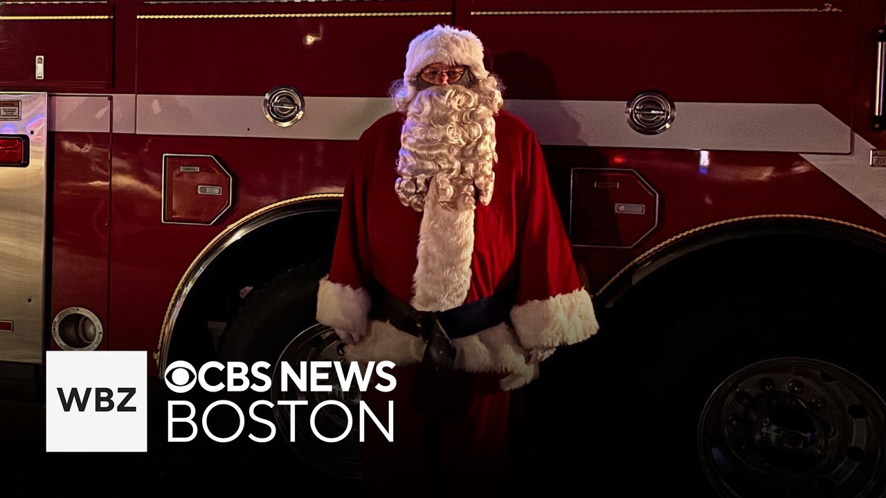 Spencer Fire Captain leaves parade to respond to blaze in Santa suit
