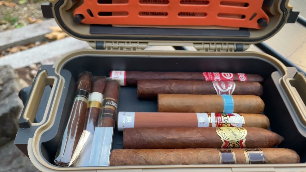 Pelican R40 Humidor by MilPicJapan