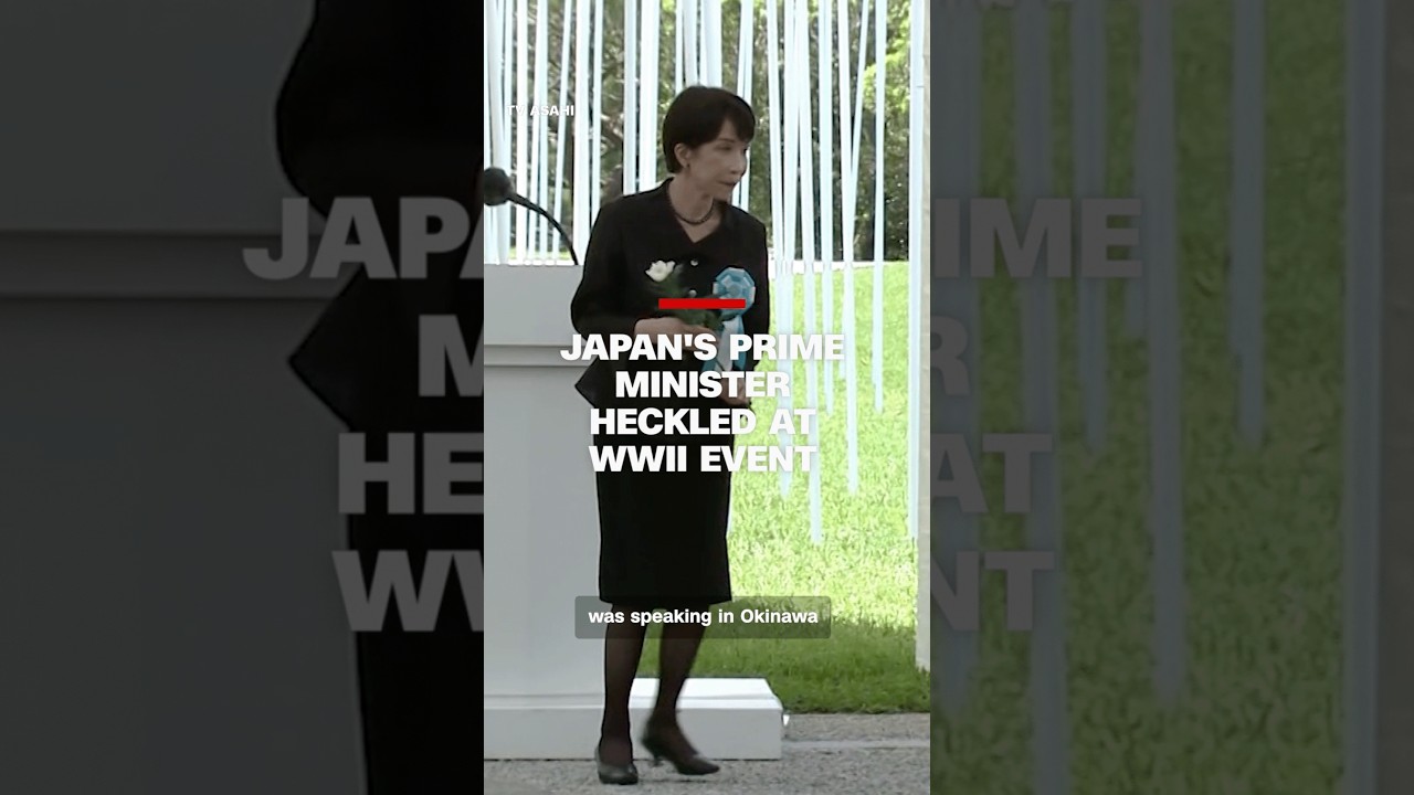Japan's Prime Minister heckled at WWII event