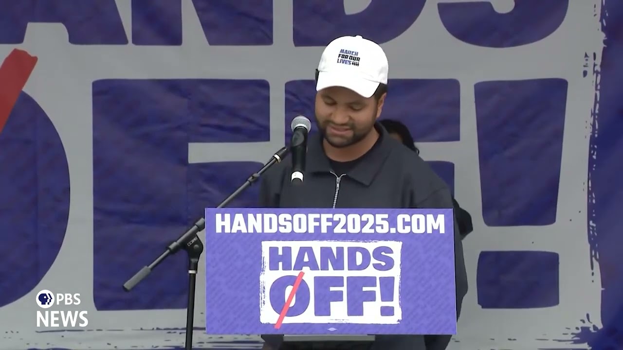 WATCH: 'We must be the opposition,' Rep. Frost says at D.C. rally against Trump policies