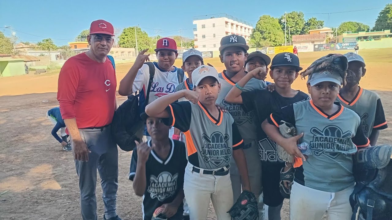 Hacienda D' Blanco. Sábado de Juego. Matanzas vs Villa Sombrero Bani. Suscribete al Canal. 