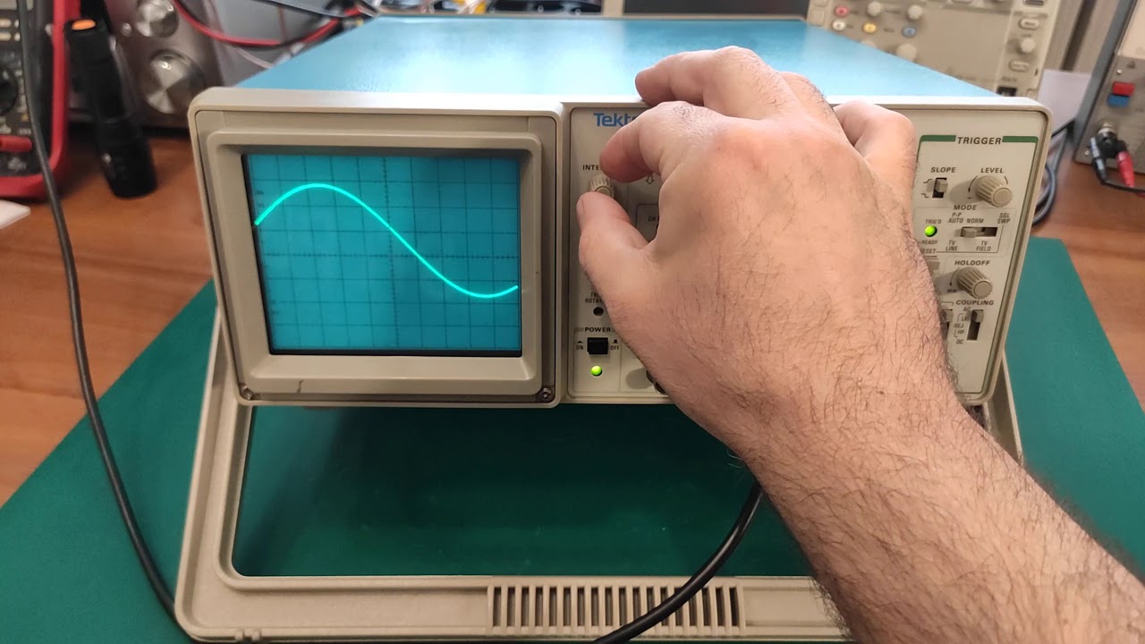 (299#) Sprzedam Tektronix 2225 ( SPRZEDANY).
