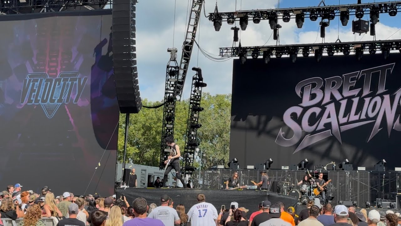Brett Scallions - Bad Day (Fuel song) @ Field of Dreams Velocity Festival ~ August 31, 2025