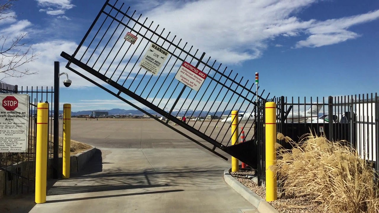 Ideal Manufacturing Tilt Away/Pivot Vehicle Security Gate installed by Accent Alarms