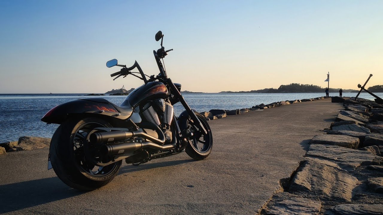 Victory Hammer 8Ball first ride in 2022, Norway