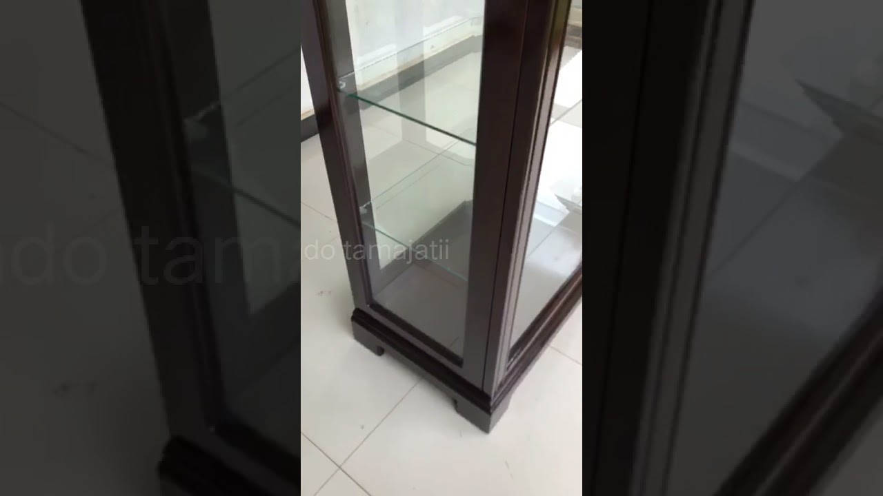 lemari hias lemari kaca pajangan kayu jati
