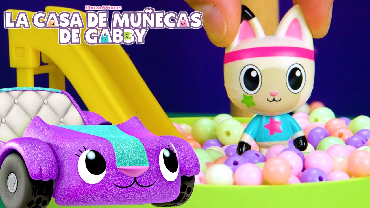 ¿Ayudamos a Gabby a superar la carrera de obstáculos? | LAS AVENTURAS DE LA CASA DE MUÑECAS DE GABBY