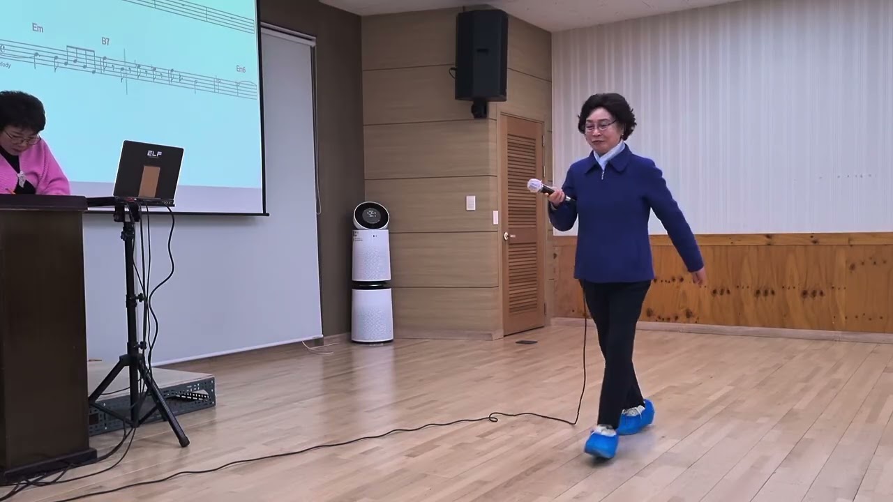 연수동노래교실 회원님들 추억의 물레방아와 트로트 메들리 7곡