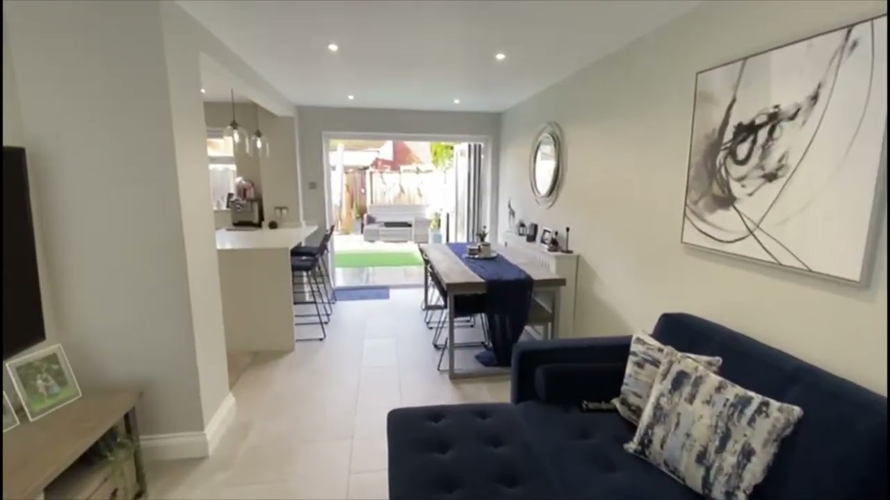 Lodge Way, Shepperton, Surrey TW17