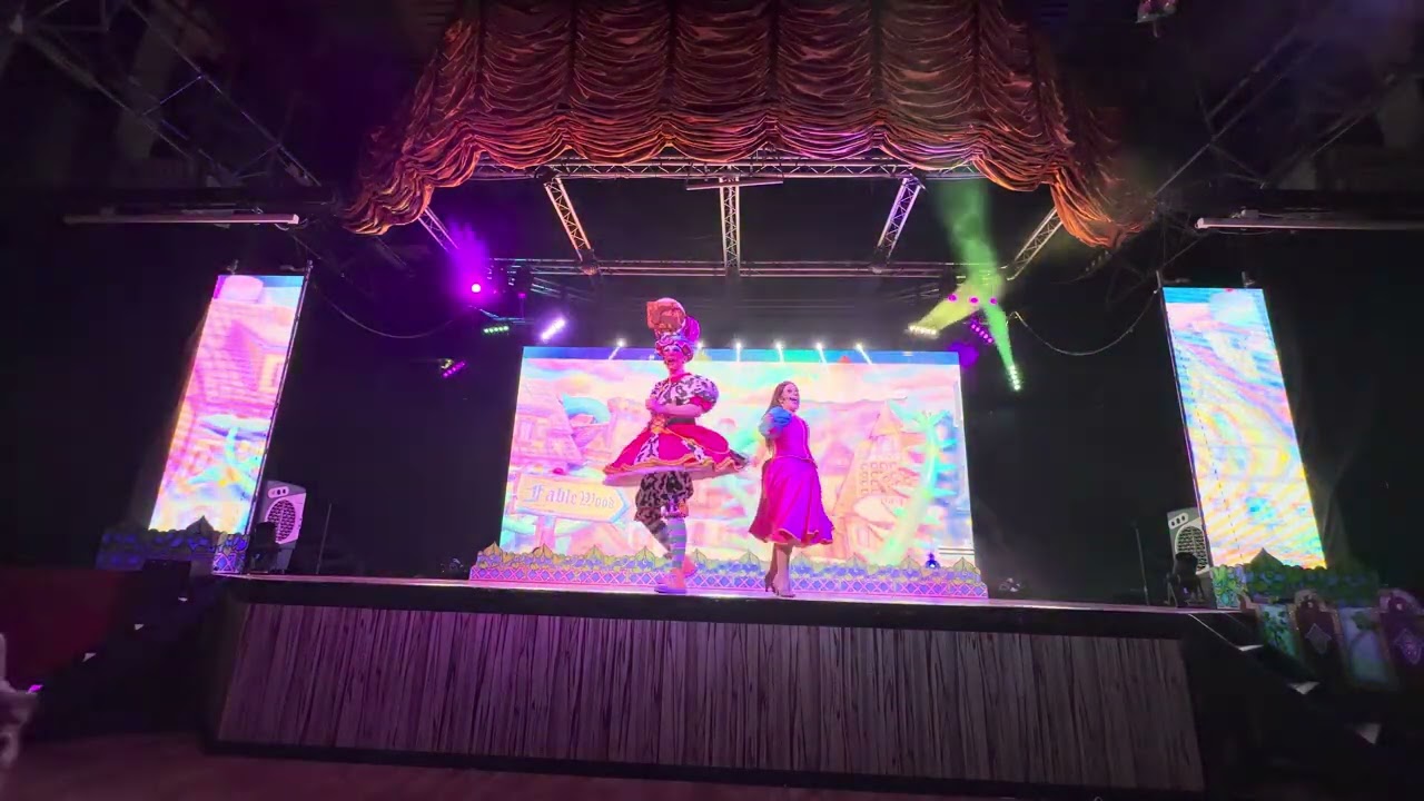 Jack and the Beanstalk - Act 2 - Hafan y Mor