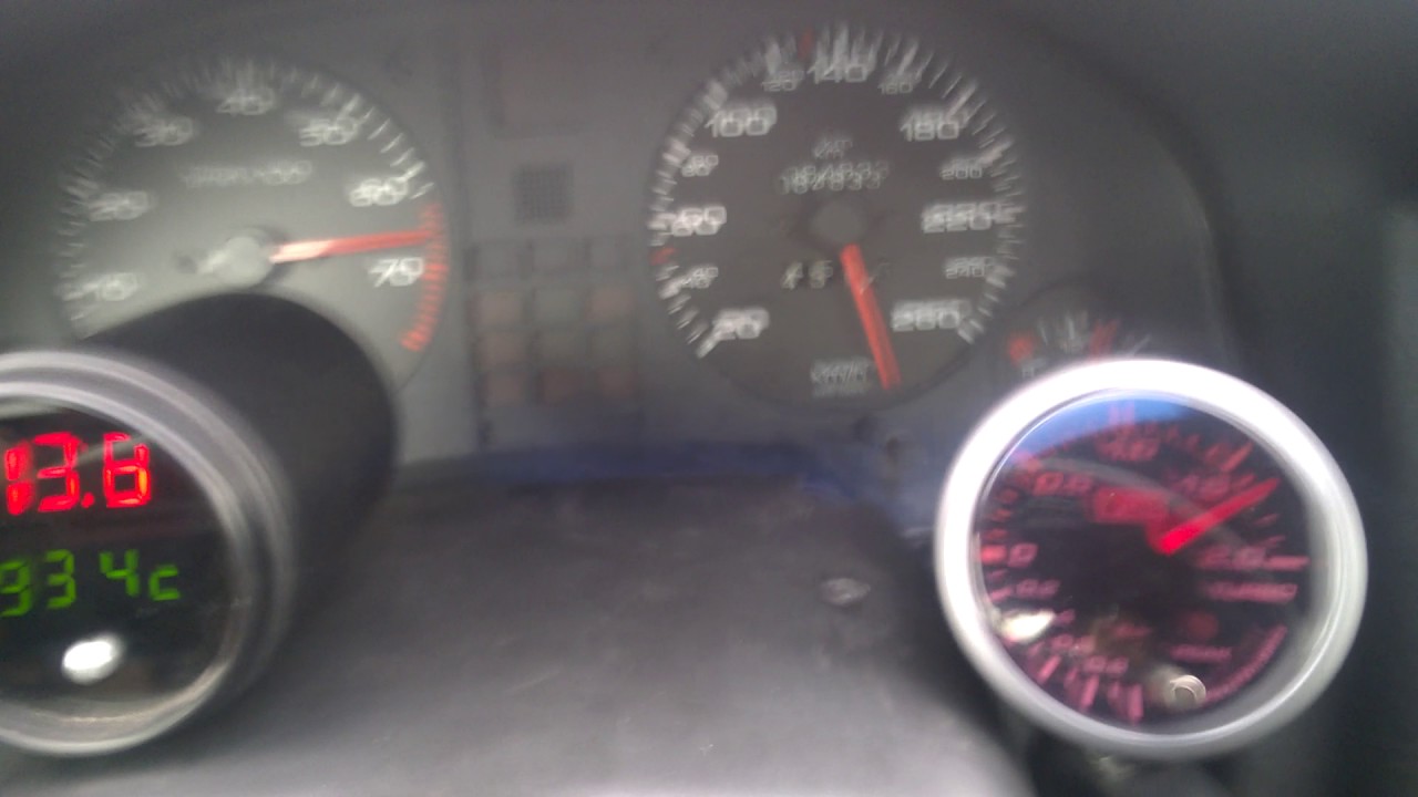 Audi 80 2.7Bit standing mile 302km/h.