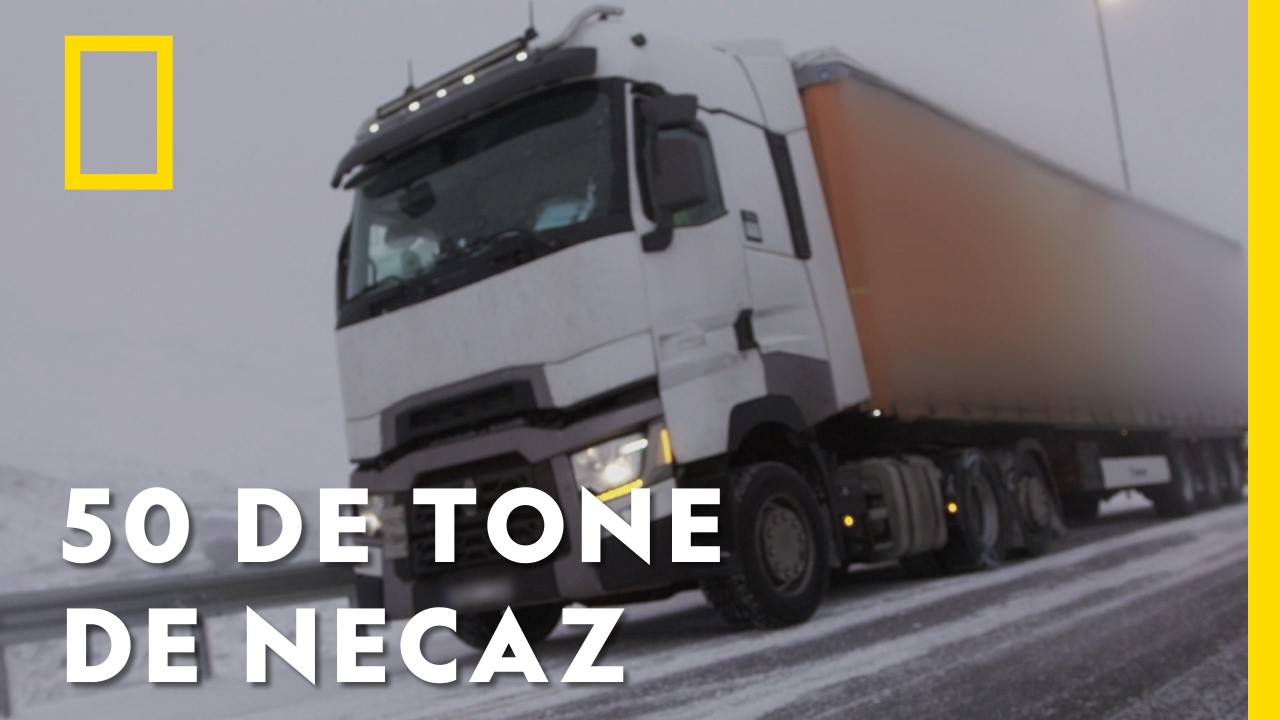 Un șofer de tir &icirc;ncăpăț&acirc;nat a ignorat indicațiile salvatorilor | Salvatori pe drumuri &icirc;nghețate