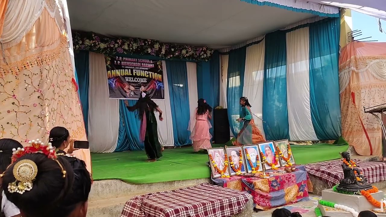 नगाडा संग ढोल बाजे😊