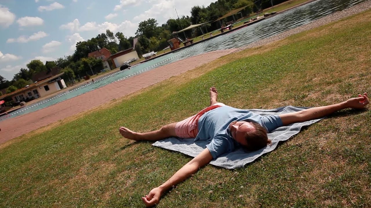 Felix checkt das Naturfreibad in Hasbergen