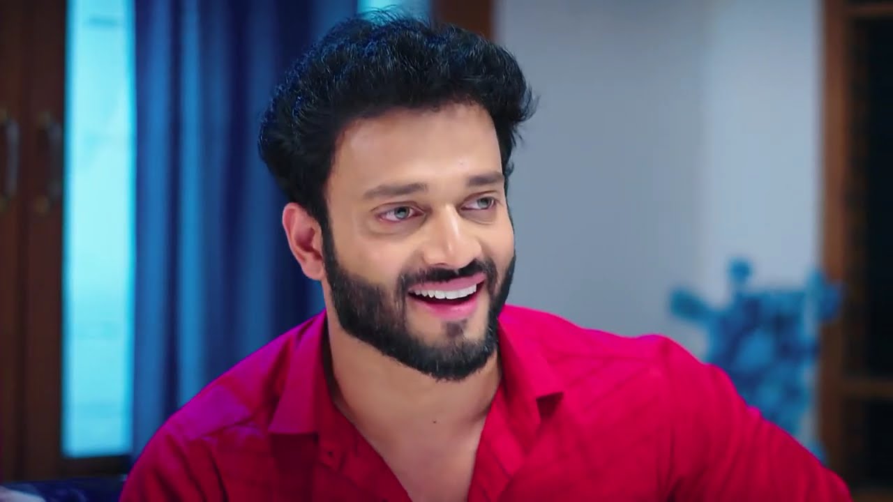 Kailash Radhika యొక్క బహుమతిని చూస్తాడు | Agnipariksha | Full Ep. 257 | ZEE Telugu